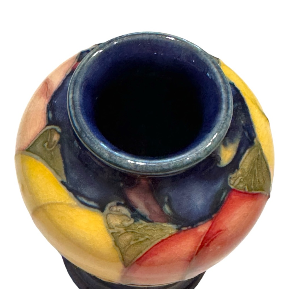 Moorcroft Wisteria Vase, 1930s Floral Rare collectible - Picture 2 of 7
